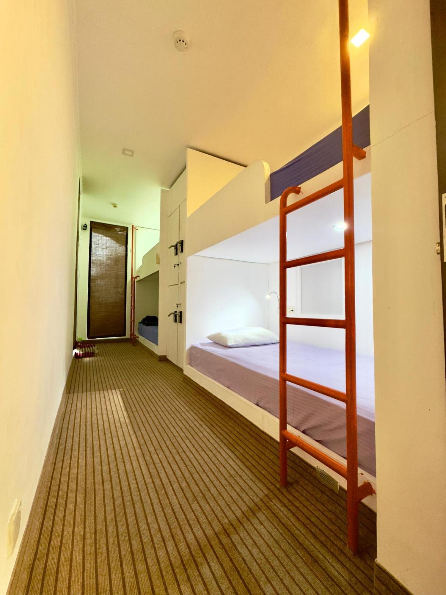 Traveler'S Haven Hostel At Colombo Intl Airport Katunayaka Eksteriør bilde